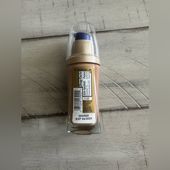 L’Oreal Paris visible lift serum absolute advanced makeup, 155 Honey Beige - Picture 2 of 3